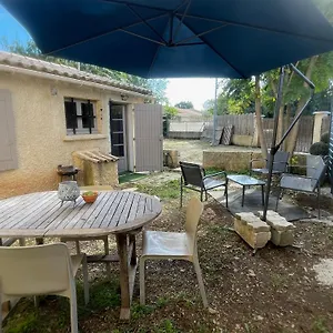 Hébergement de vacances Jolie Petite Maison - Montfavet Avignon